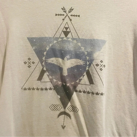 Aeropostale Size Medium Dove Native Graphic Shirt Boho - Picture 5 of 6